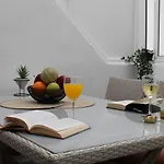 Apartamento Capitan 1 *